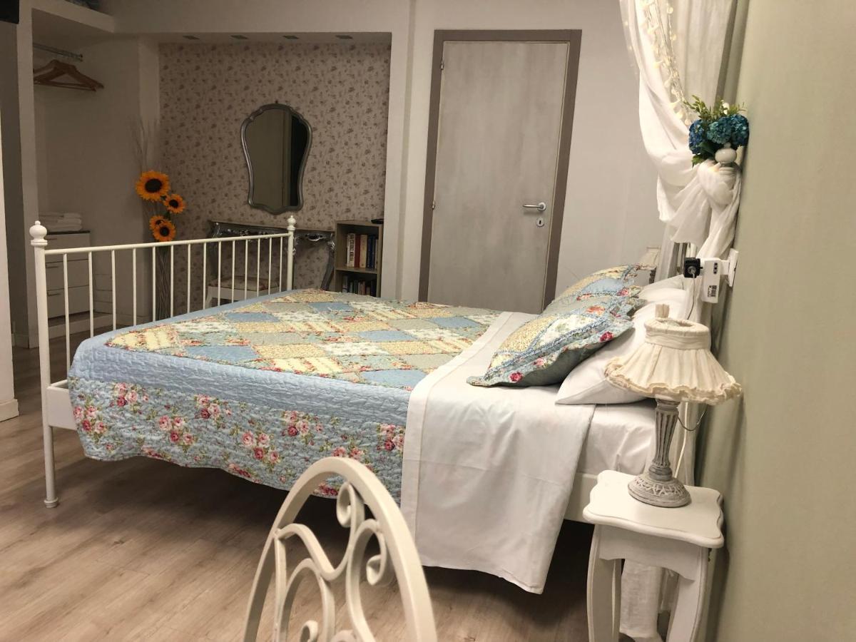 Residenza Fiori Di Grano Panzió Milánó Kültér fotó