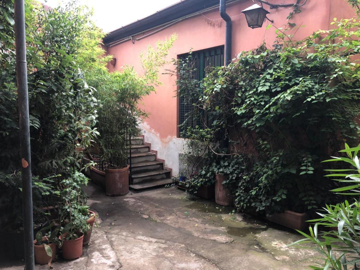 Residenza Fiori Di Grano Panzió Milánó Kültér fotó